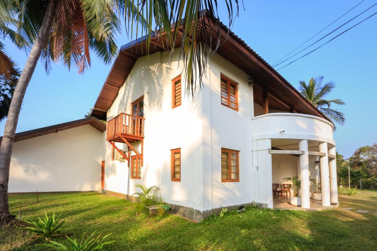 Hotel Kayjay Palms Passikudah Exterior foto