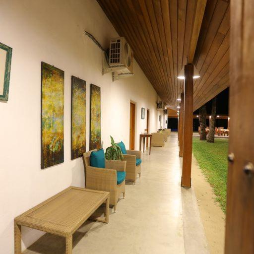 Hotel Kayjay Palms Passikudah Exterior foto